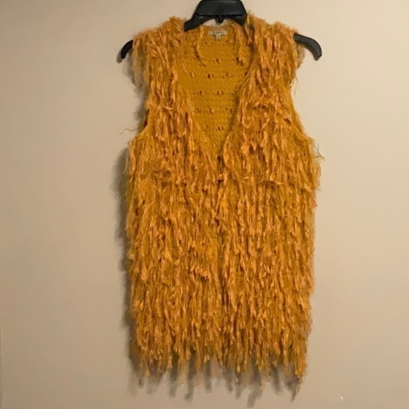 Jodifl Fuzzy Boho Shaggy Faux Fur Mustard Yellow Sweater Vest - Picture 1 of 11